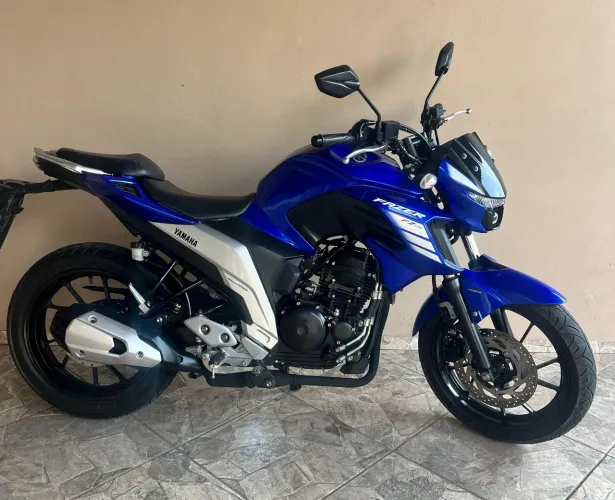 FZ25 apenas 25mil km