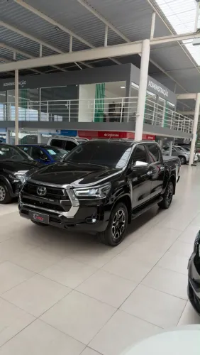 Toyota Hilux CD SRX 4X4 2.8 TDI 16V Diesel Aut. 2022