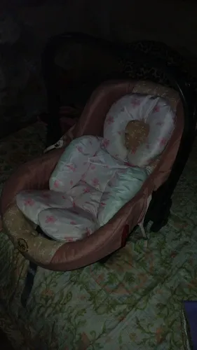 Bebe conforto na cor rosa 100$