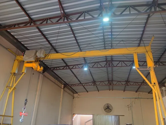 Protico 2 ton com talha elétrica 