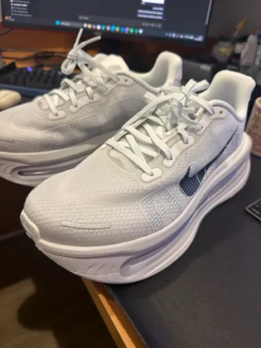 Nike Vomero Premium
