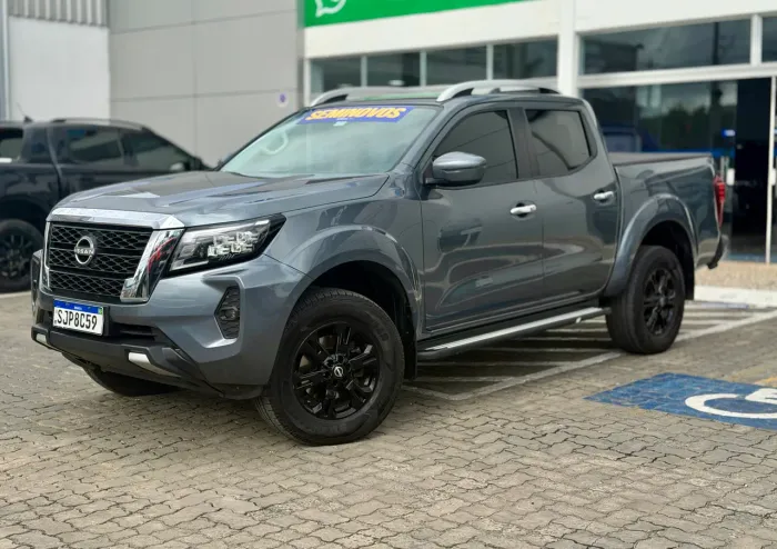 Nissan Frontier XE CD 4X4 2.3 Bi-TB Diesel Aut. 2024