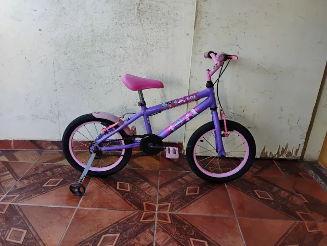 Bicicleta aro 16 com Rodinhas