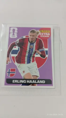 Figurinha Haaland Lilás (Purple) Copa 2022 Panini - Raridade Cromo Especial