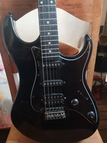 Guitarra Tagima TW série 520