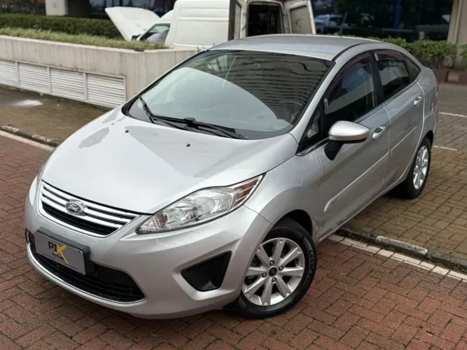 Ford Fiesta Sed. 1.6 8V Flex 4P 2016