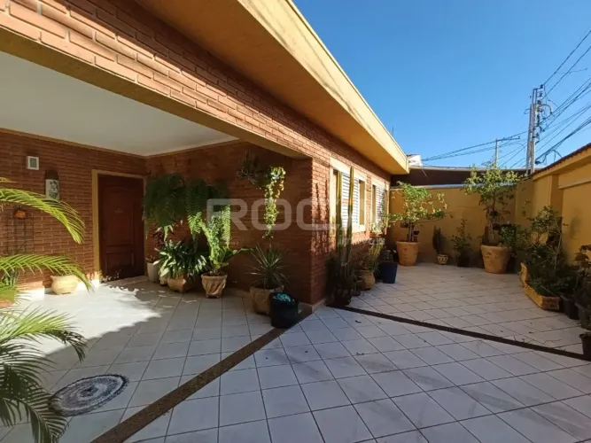 Casa à venda com 5 quartos no bairro Monte Alegre, em Ribeirão Preto