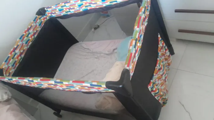 Berço voyage semi novo