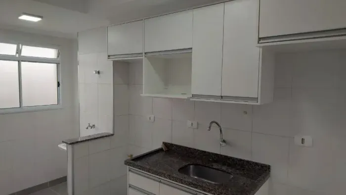 Apartamento com 2 dormitórios para alugar, 48 m² por R$ 2.365,00/mês - Vila Iracema - São