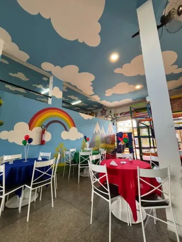 Cadeiras de ferro com assento estofado para buffet 