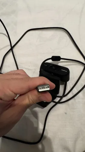 Webcam HD CAM 720p Preto Intelbras 