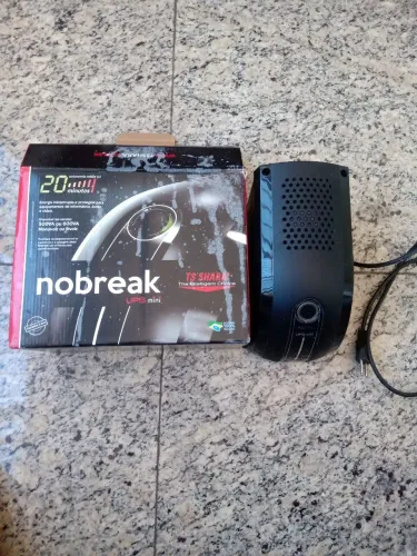 Nobreak Ts Shara com defeito ( não segura energia)