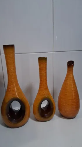 Vasos decorativos.