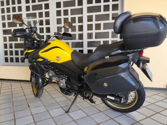 Vendo V-strom 650cc Adventure 2020/2021