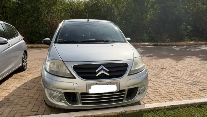 Citroen C3 GLX 1.4/ GLX Sonora 1.4 Flex 8V 5P 2011