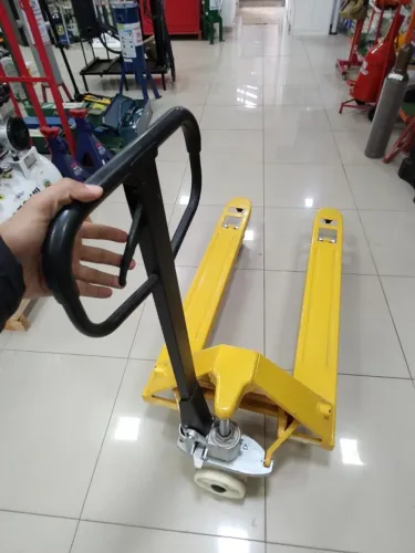 Paleteira Hidraulica Manual 2 Ton com Roda Dupla