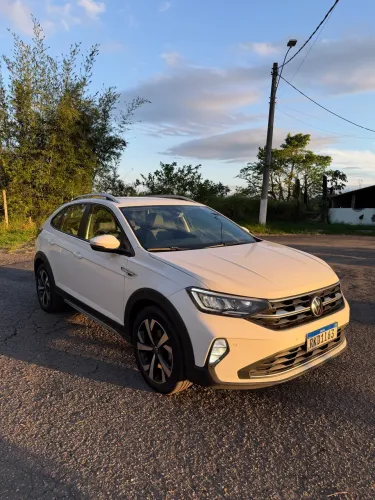 Volkswagen Nivus Highline 1.0 200 TSI Flex AUT 2021