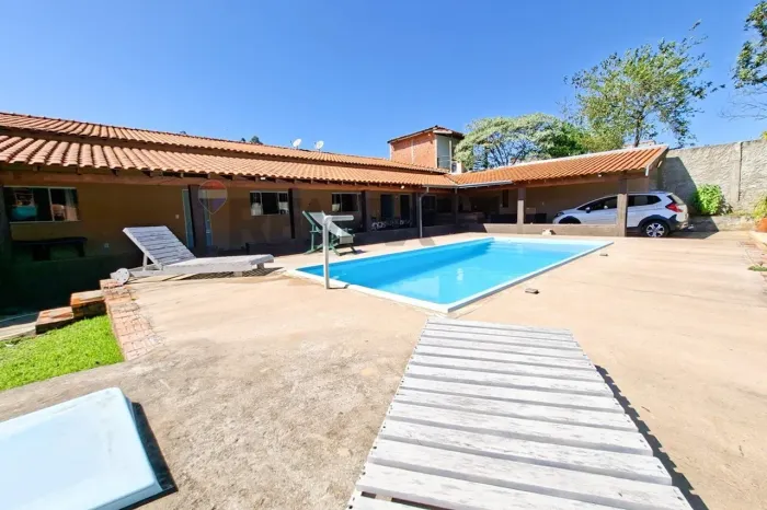 Seu Refúgio Tranquilo em Corumbataí - Chácara à Venda COM PISCINA