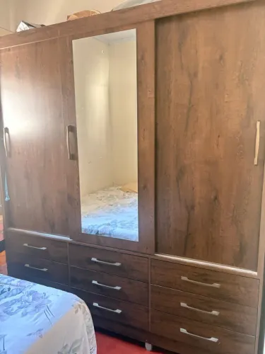 Guarda roupa casal