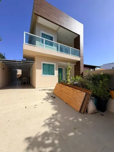 Casa para Locação ? 4/4 com suíte no térreo ? Vila de Abrantes