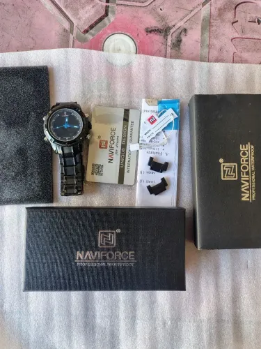Relógio naviforce analógico/digital modelo 9050