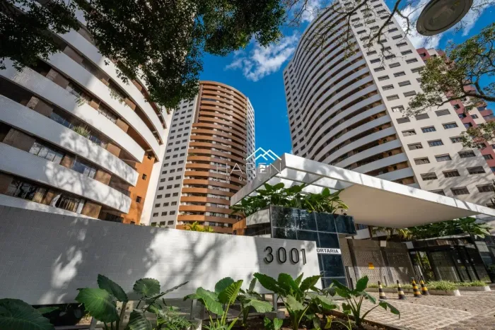 Apartamento 4 quartos para locação no Água Verde