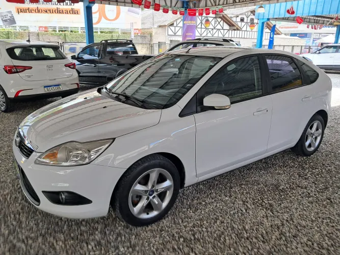 Ford Focus 1.6 S/se/se Plus Flex 8v/16v 5P 2013