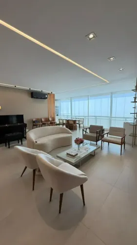 APARTAMENTO FRENTE MAR | EDIFÍCIO MANGADA Alto padrão Andar alto Vista definitiva