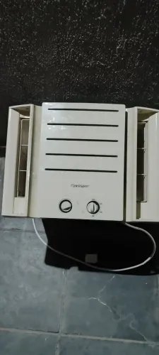 Ar condicionado de janela