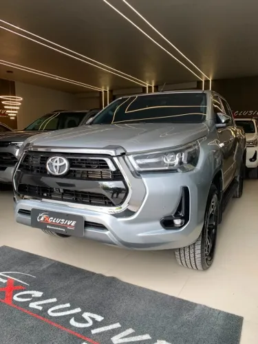 Toyota Hilux CD SRV 4X4 2.8 TDI Diesel Aut. 2021