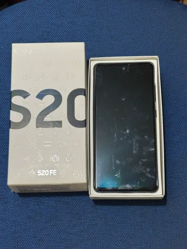 Samsung Galaxy S20FE snapdragon