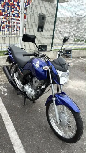 Vende - se 