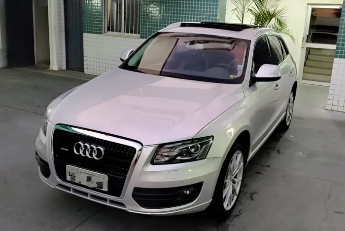 Audi Q5 2.0 16V TFSI Quattro S Tronic 2011