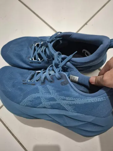 Tênis Asics Dynablast 5 TAM 44 NOVO