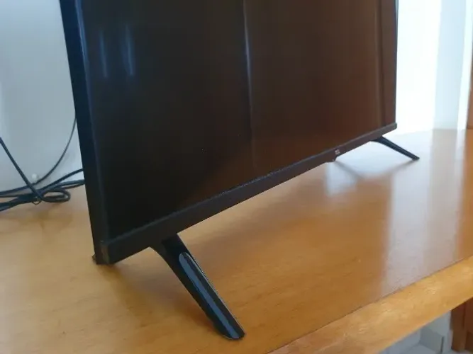 SMART TV TCL 32 POLEGADAS - FULL HD - GARANTIA DE FÁBRICA ATÉ 24/09/26