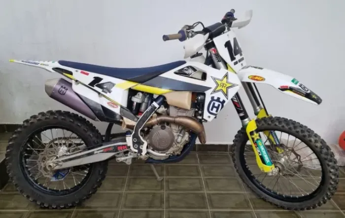 Husqvarna FX 350 2019. (Apenas 129 horas)