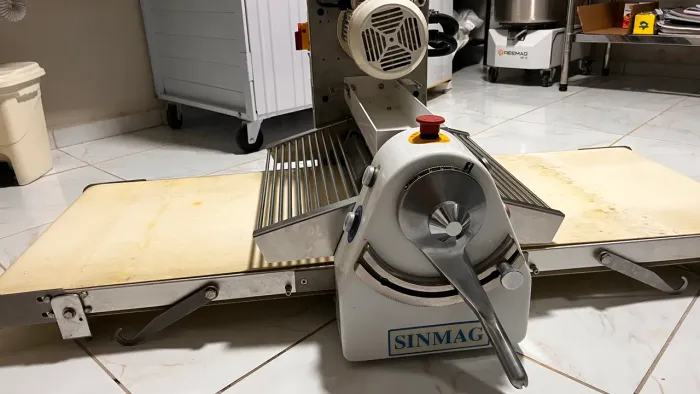 Laminadora de Folhados SINMAG, super oportunidade!!!