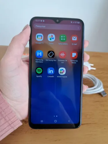 Celular usado ótimo estado Galaxy 10, 32gb + carregador e capinha