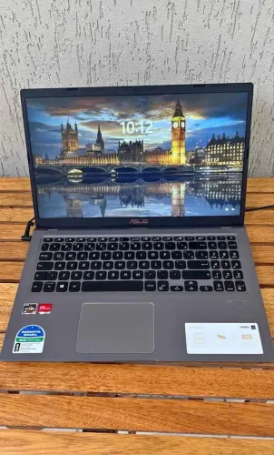 Notebook Asus Ryzen 5 3500u - 16Ram