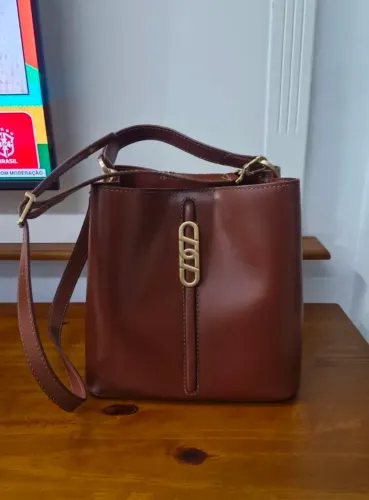 Bolsa tiracolo Schutz caramelo