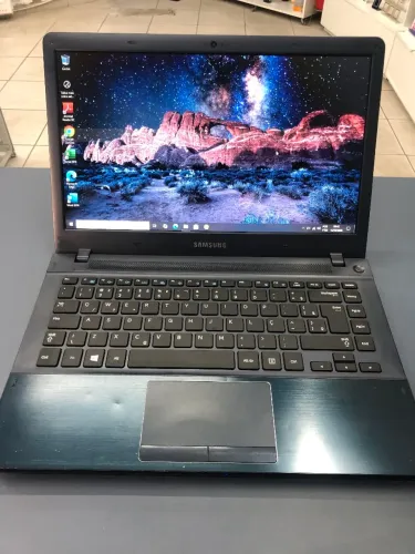 Notebook Samsung i5 / 6gb / SSD