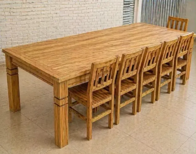 Mesa de madeira de demolição (2,00 x 01,20) com 8 cadeiras