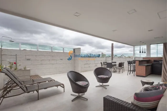 Cobertura triplex de 4 quartos bairro nova Floresta