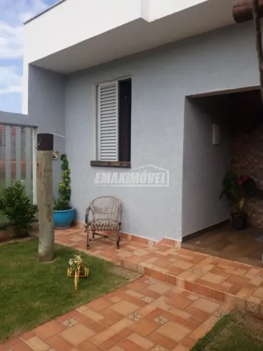 Casa em Condomínios em Araçoiaba da Serra