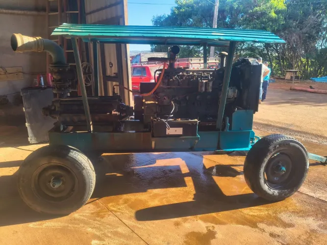 Motor de irrigação MWM 229 6 cilindros