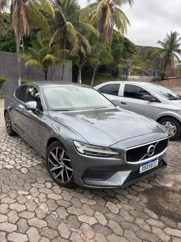 Volvo S60 T-4 Momentum 2.0 190cv 4P 2020