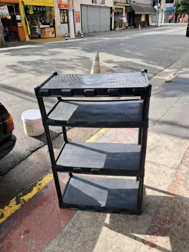 Estante plástica modular Agraplast usada excelente