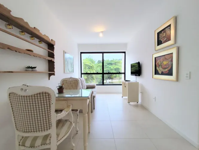 A 300m da UFSC | 1 Dorm com Vaga | Ideal para Investidor