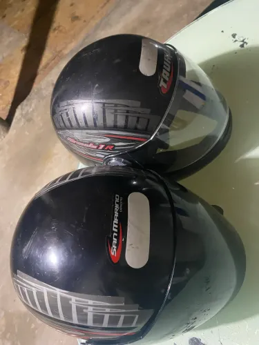 Vende-se 2 capacete taurus