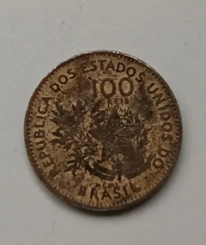 Moeda antiga de 100 réis